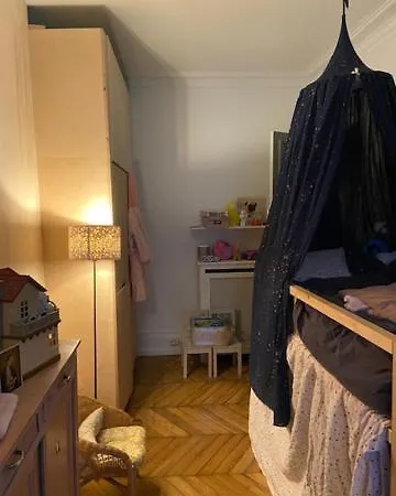 Apartment 11 Limite Marais