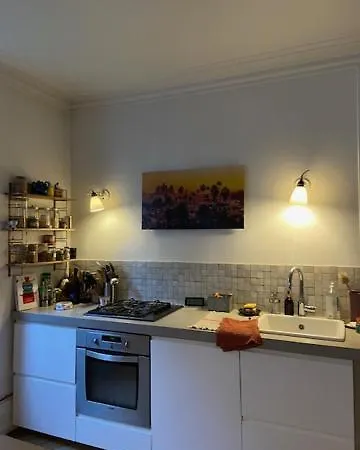11 Limite Marais * Paris