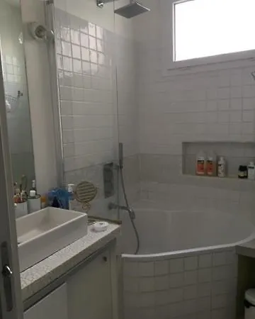 Apartment 11 Limite Marais *
